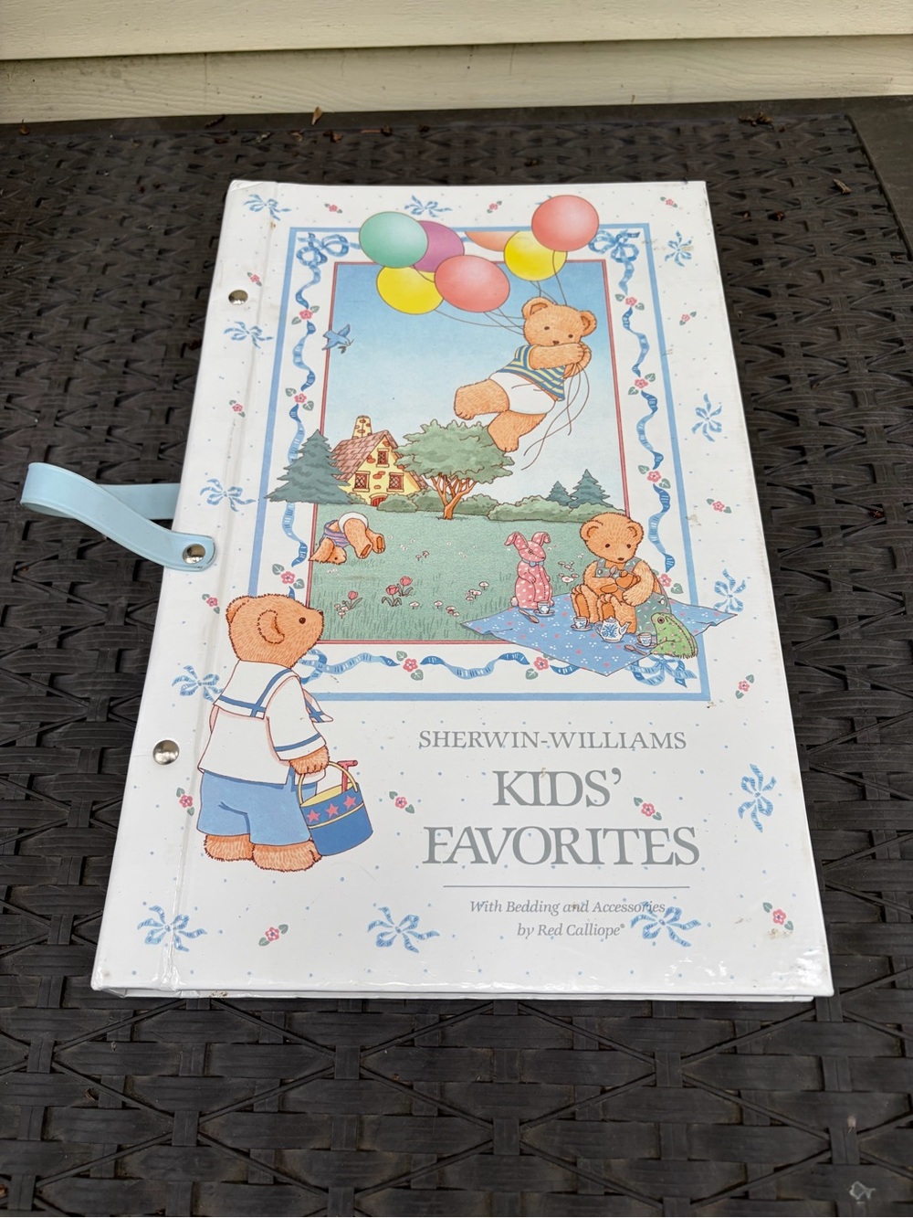 Vintage 1990 Sherwin-Williams Kids' Favorites Paint Chip/Swatch Binder